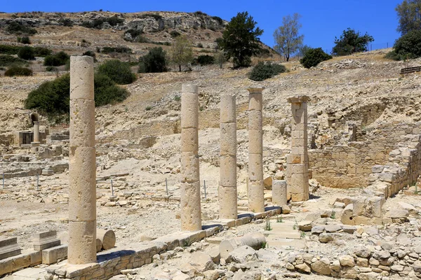 Kıbrıs Taki Eski Amathus Kentinin Kalıntıları Taş Antika Sütunlar — Stok fotoğraf