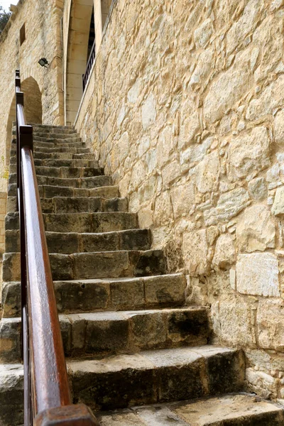 Kıbrıs Tala Köyü Yakınlarındaki Agios Neophytos Manastırı Ndaki Taş Merdiven — Stok fotoğraf