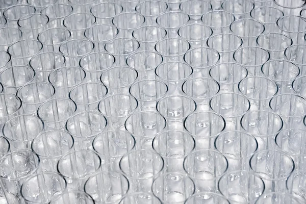 Bicchieri vuoti in un ristorante — Foto Stock