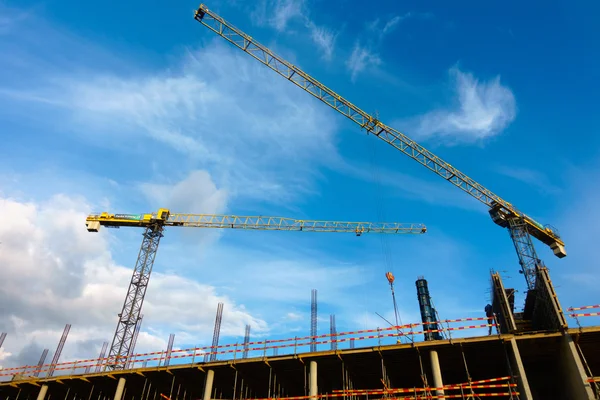 Building construction site at sunny day — Stock Photo, Image