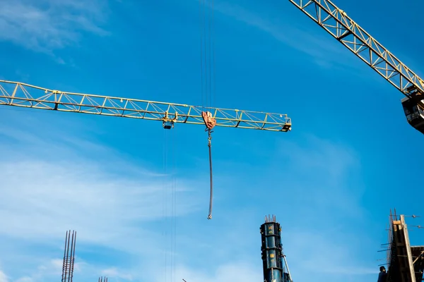 Building construction site at sunny day — Stock Photo, Image