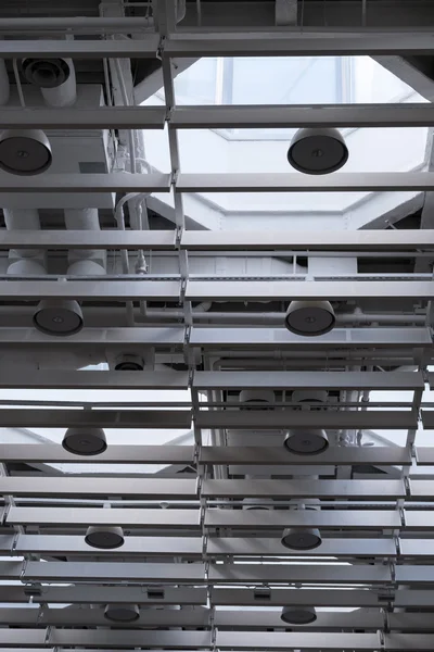 Moderno sistema de ventilación en una sala — Foto de Stock