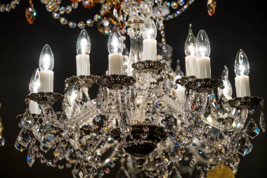 Zarif avizeler detay