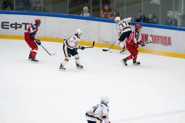 Jogo de hóquei em Vityaz Ice Palace — Fotografia de Stock