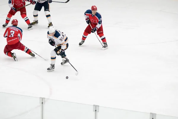 Eishockeyspiel im Eispalast von Vityaz — Stockfoto