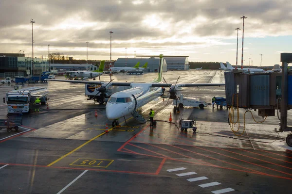 Aeronaves da companhia aérea de baixo custo Air Baltic — Fotografia de Stock