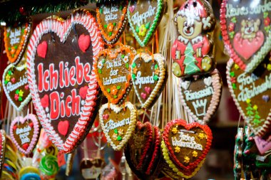 Gingerbreads Noel fuarlarda Satılık