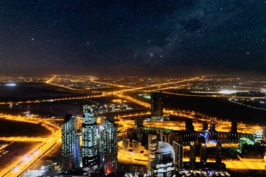 Dubai gece hava görünümünü cityscape