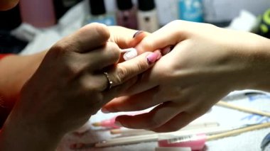 Manikür Ana istemci ile çalışır