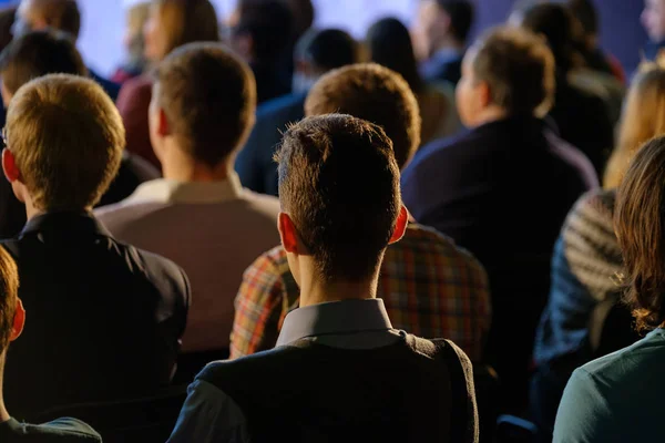 Publiek in conferentie hall — Stockfoto