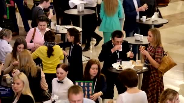 Visitors order lunch in a cafe at coffee break — Stock Video