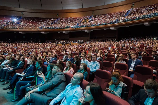Publiken på konferenshall — Stockfoto
