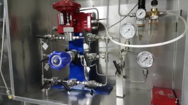 Yeni laboratuvar çalışma için bilimsel ekipman şeyl petrol alanlarının