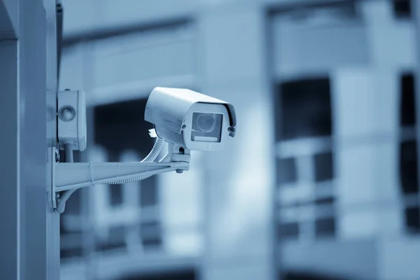 CCTV outdoor camera on a wall — Stock Photo, Image
