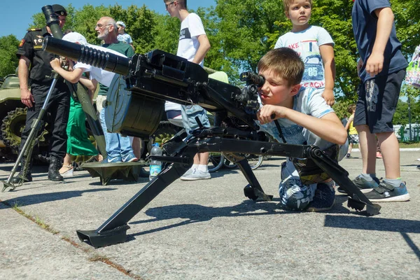 5-10 yıl deneyin gerçek silah tanımlanamayan Cocuk yas