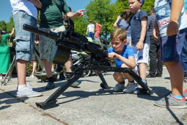 5-10 yıl deneyin gerçek silah tanımlanamayan Cocuk yas