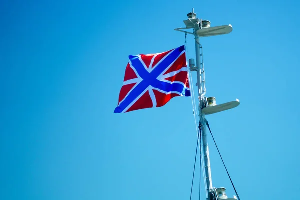 Bandera de la Flota Rusa ondeando en el mástil —  Fotos de Stock