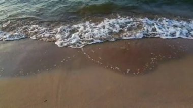 Baltık Denizi sessizce sıçramasına