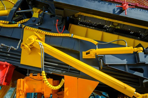 Abstract fragment of heavy machinery — Stock Photo, Image