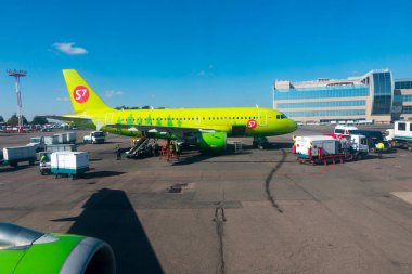 Domodedovo Havaalanı manzara güneşli gün zaman