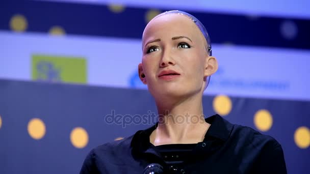 Sophia humanoid robot at Open Innovations Conference at Skolokovo technopark — Stock Video
