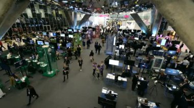 İnsanlar açık yenilikler 2017 forum katılmak