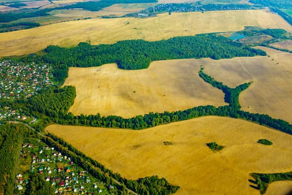 Вид на сільськогосподарську землю восени — стокове фото