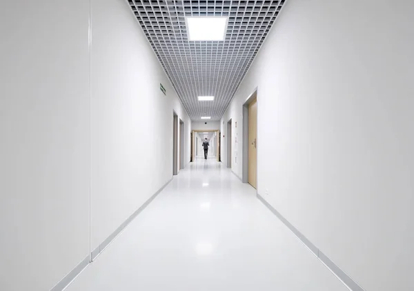 Longo corredor vazio branco — Fotografia de Stock