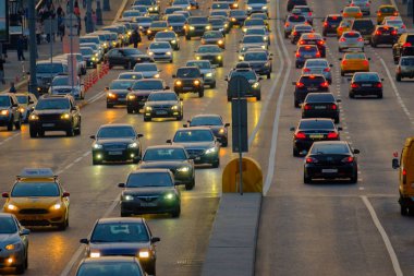 Otoyolda trafik vardı.