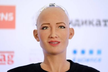 Sophia Skolokovo Teknopark, açık yenilikler Konferansı'nda insansı robot