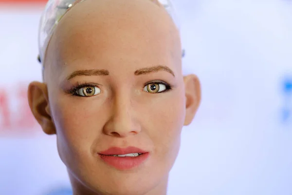 Sophia humanoidní robot na otevřené inovace konferenci v Skolokovo technopark — Stock fotografie