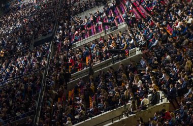 İnsanlar iş konferans Kongre salonunda katılmak