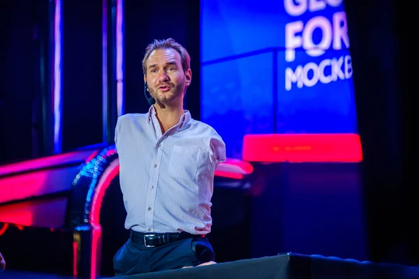 Nicholas James Vujicic talar på globala Synergy Forum 2017 — Stockfoto