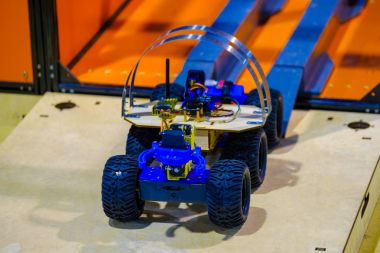 Kök ev3 robot izlemeyi satır