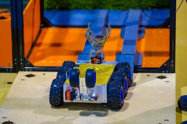 Kök ev3 robot izlemeyi satır