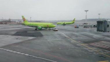 Domodedovo Havaalanı trafik zaman atlamalı gün zaman