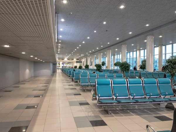 Сучасний міжнародний аеропорт — стокове фото