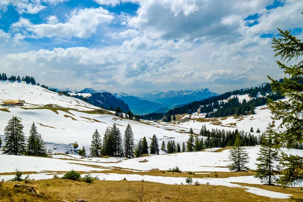 Hermoso paisaje de montañas Suiza — Foto de Stock