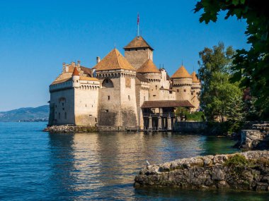 Chillon Castle - Ortaçağ Kalesi