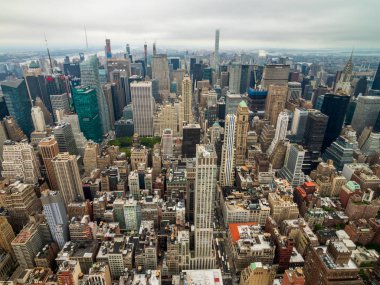 Manhattan gökdelenlerin havadan görünümü