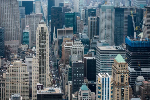 Manhattan gökdelenlerin havadan görünümü