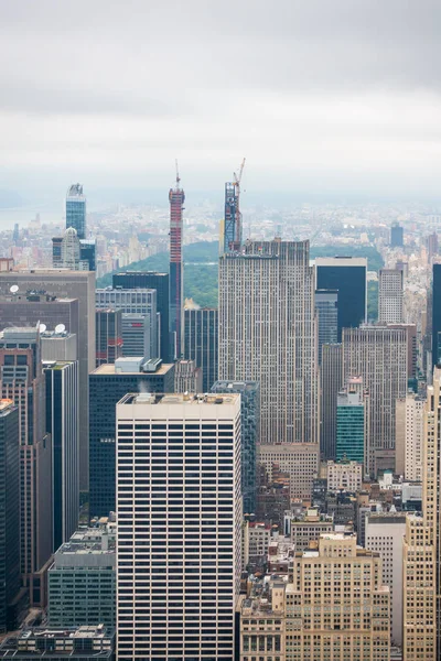 Flygfoto över Manhattan skyskrapor — Stockfoto