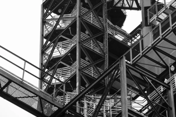 Arrière-plan industriel abstrait noir et blanc — Photo