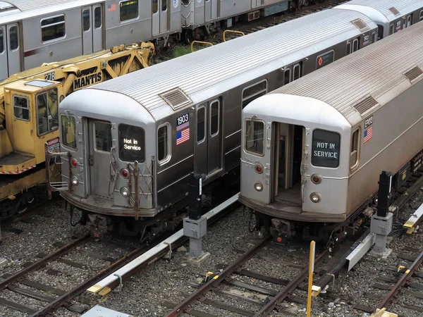 Нью Йорк Вересня Поїздів Метро Вишикувалися Дворі Corona Поблизу Queens — стокове фото