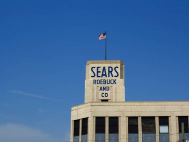 Hackensack, New Jersey - April14: Vintage Sears Roebuck mağaza üzerinde 14 Nisan 2018 Hackensack, New Jersey'de. Sears 1892 yılında bir posta sipariş kataloğu şirket olarak kuruldu..