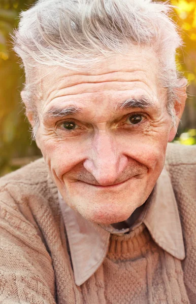 Gelukkige senior man — Stockfoto