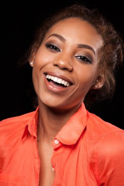 Güzel Afrikalı Amerikalı kadın..