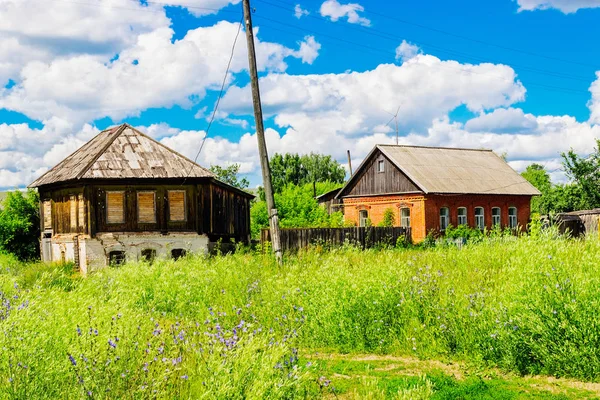 Rosyjska wioska domów — Zdjęcie stockowe