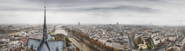 Panorama al Sena, Ile de la Cite y Barrio Latino — Foto de Stock