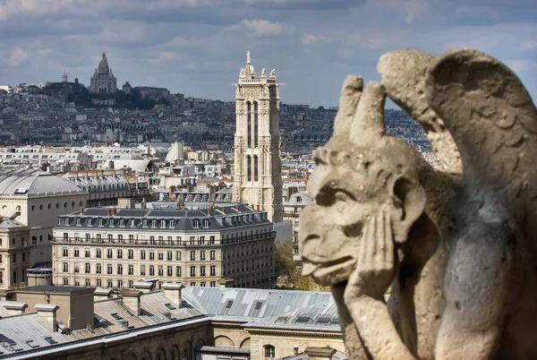 Gargoyles, Sacre Coeur and Tour Saint-Jacques — Stock Photo, Image